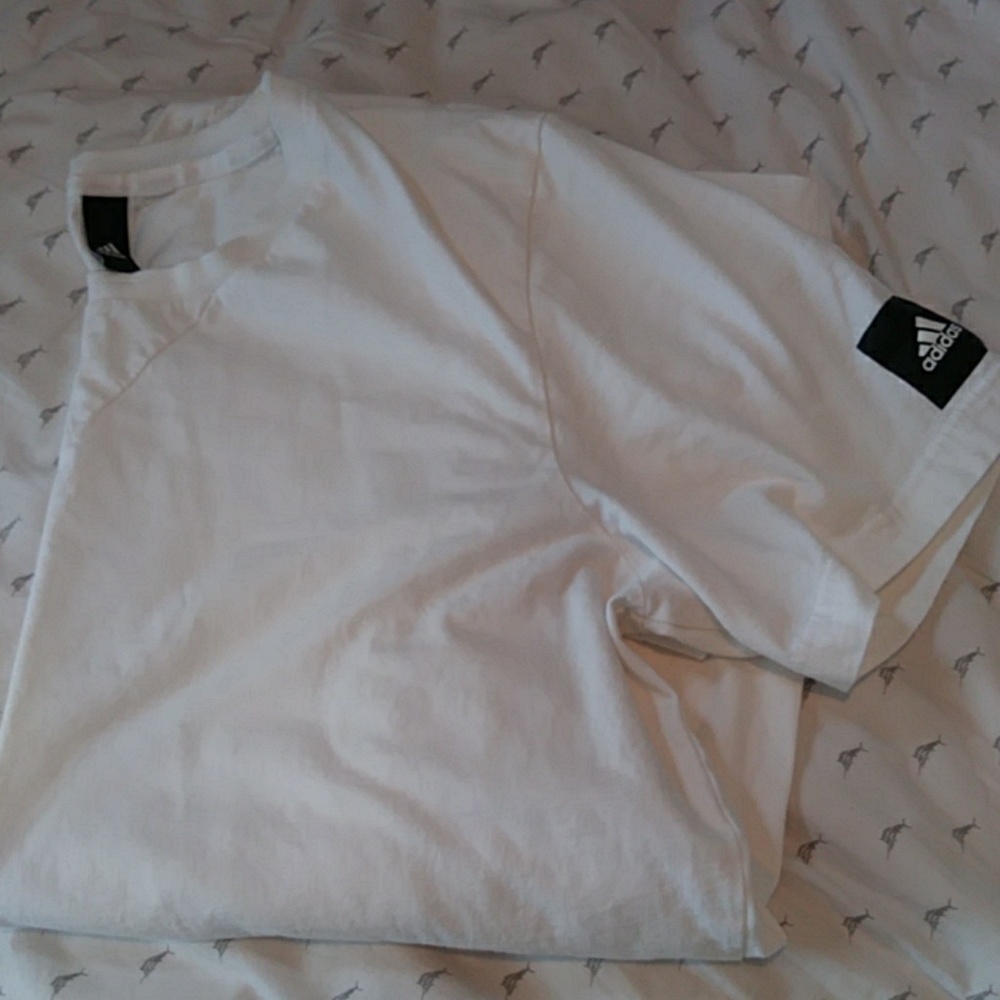 Adidas mens T shirt